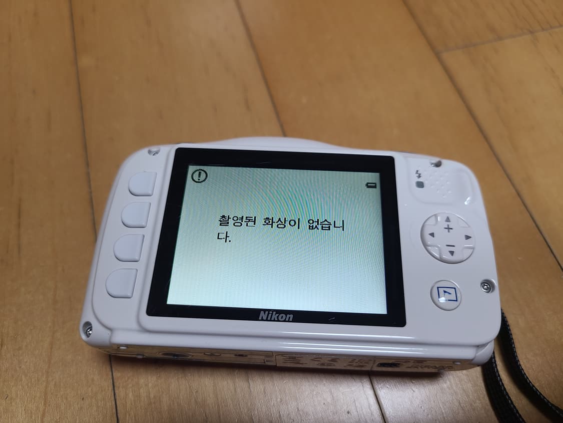 니콘 쿨픽스 w100 방수 카메라 sd카드 포함 상품이미지9