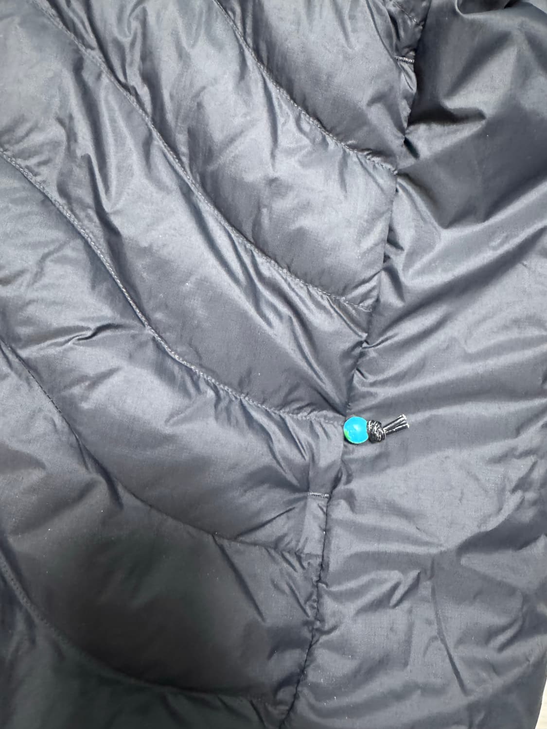 (M) 나이키 ACG 라바 플로우 써마핏 자켓 블랙 서밋 화이트 상품이미지4