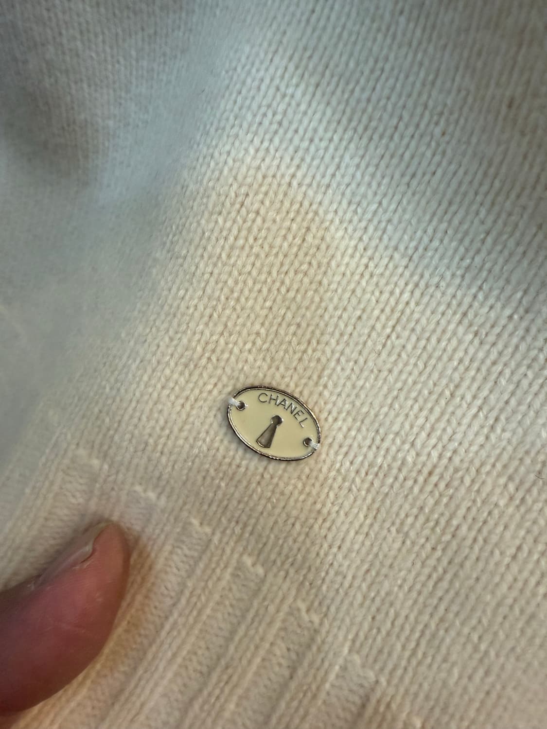 36/44-55 정품 샤넬 목폴라 니트 팝니다 상품이미지2