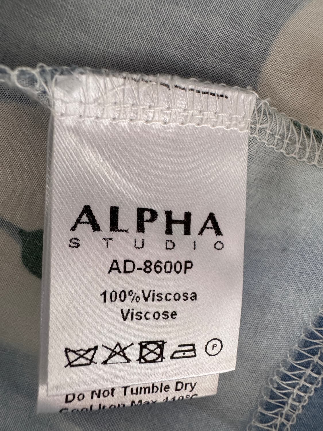 새상품 컨디션 ALPHA STUDIO 블루 플라워(오프숄더) 블라우스 상품이미지2