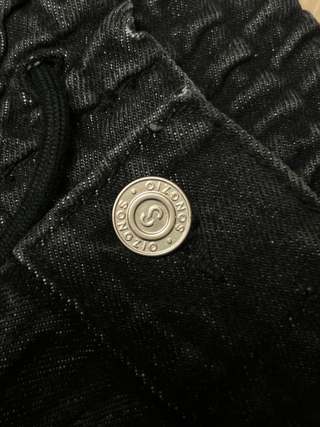 송지오 옴므 블랙 카고 데님 팬츠 상품이미지5