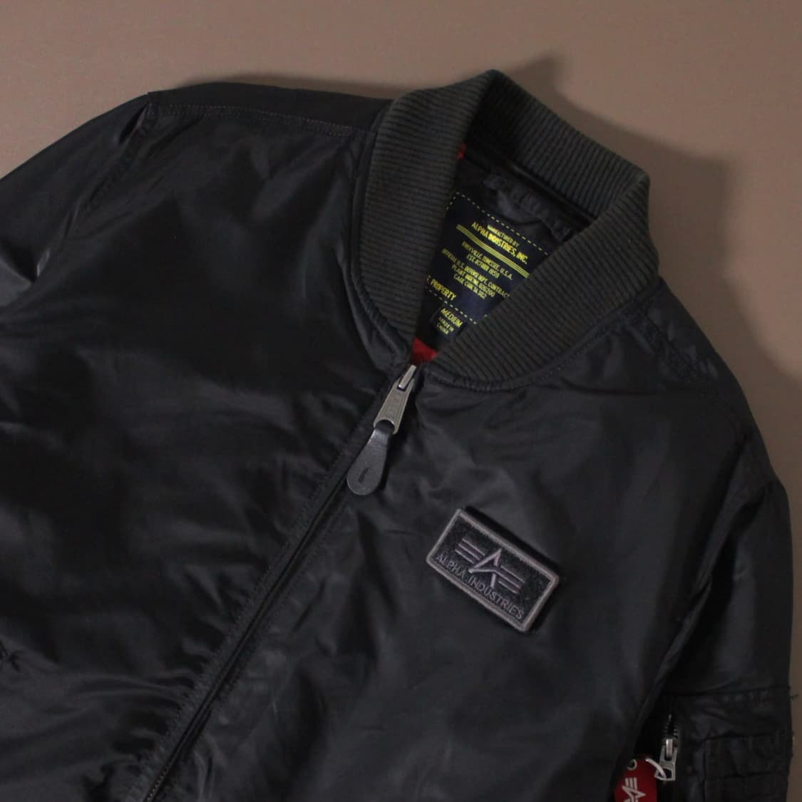 Alpha Industries 알파인더스트리 MA-1 클래식 블랙 자켓 상품이미지3