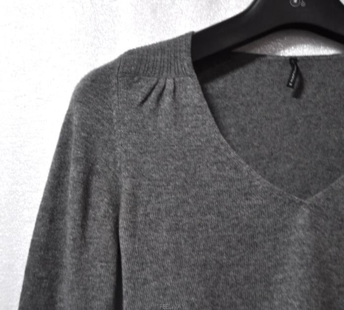 NAFNAF(나프나프)/여성브이넥캐시미어100니트(사이즈55반~마른66) 상품이미지5