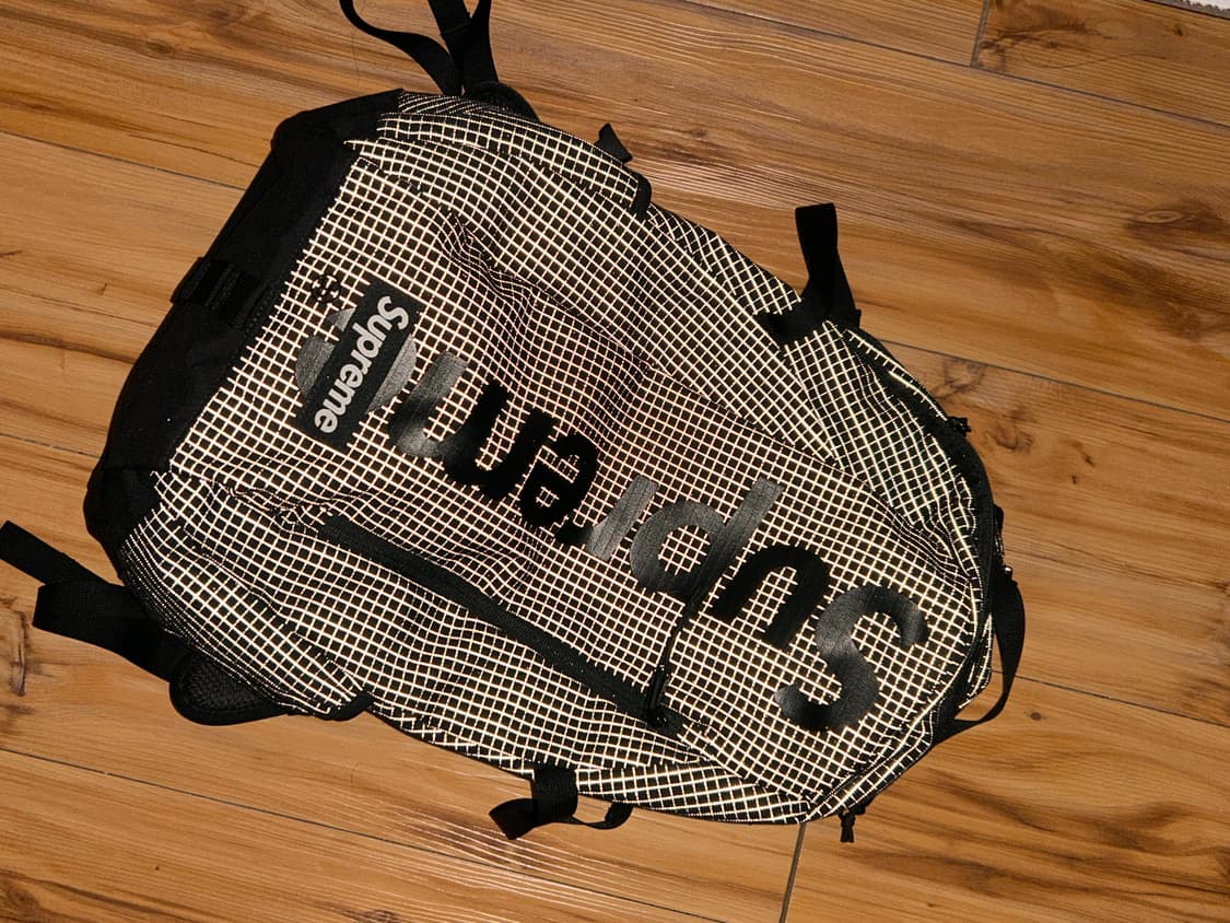 슈프림백팩 24ss 상품이미지2