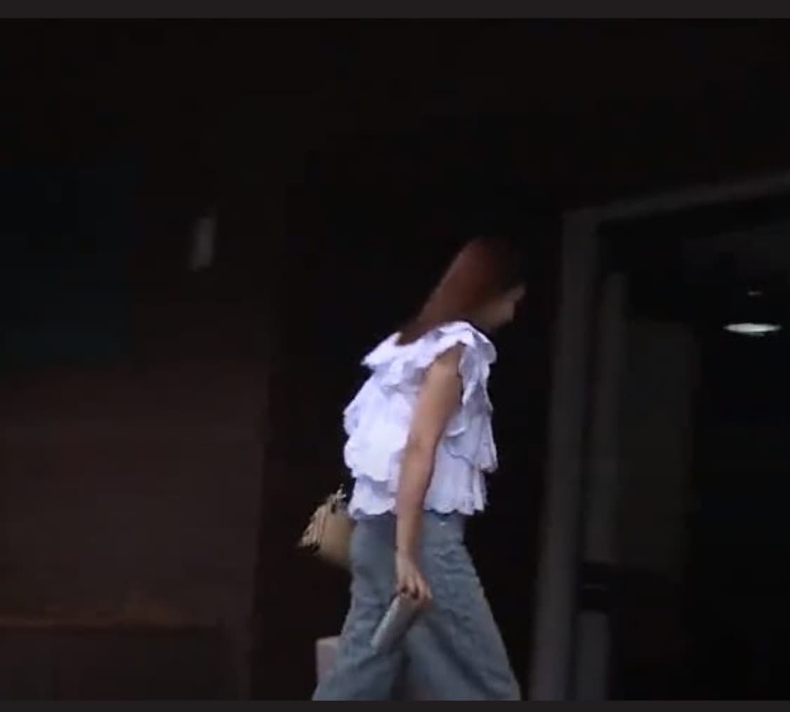 거의새옷)이자벨마랑  프릴레이스 반팔블라우스(38) 상품이미지8