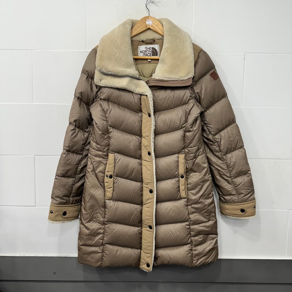 노스페이스 구스다운 패딩 상품이미지1