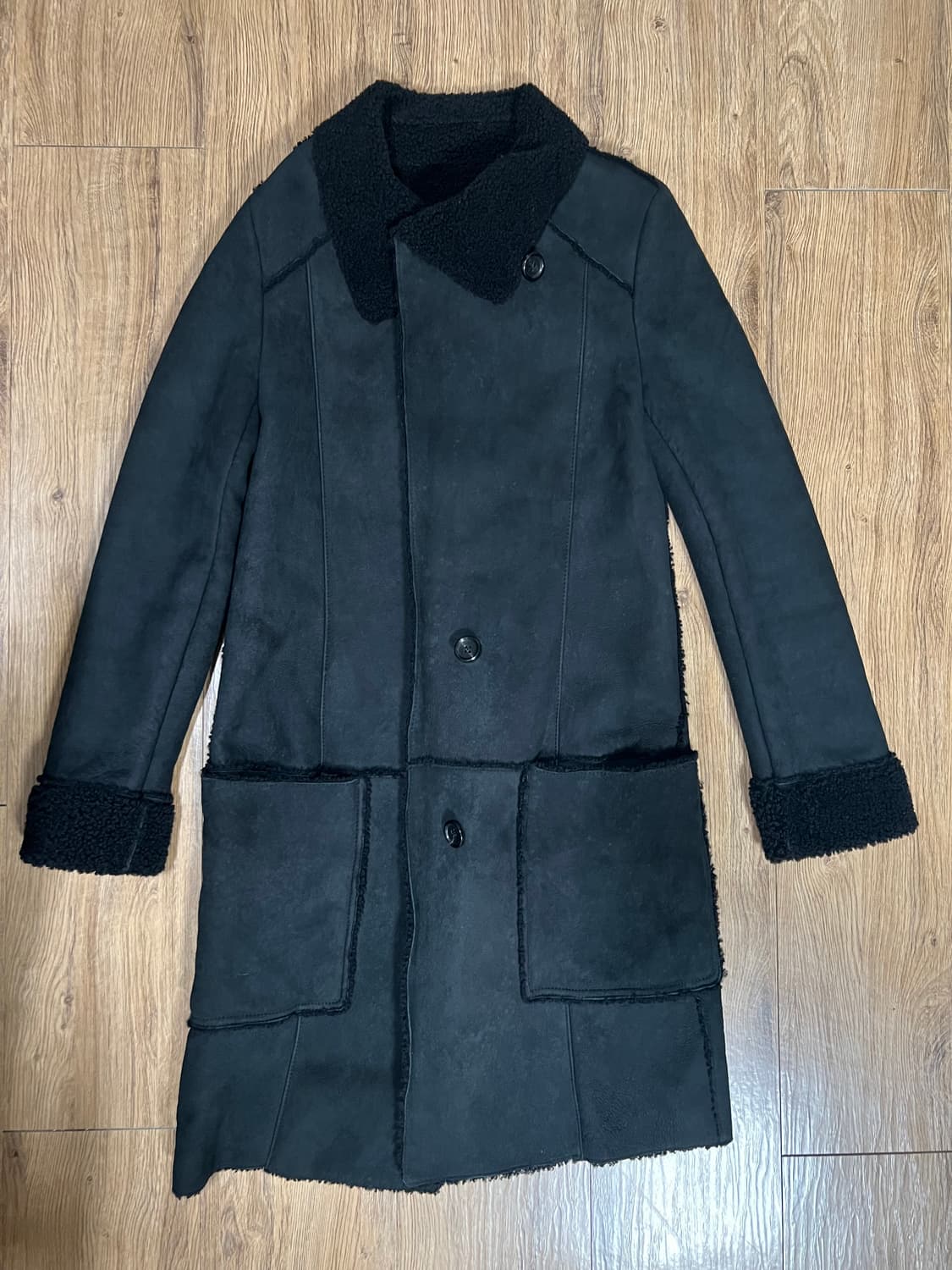 블랙 무스탕 코트 상품이미지5