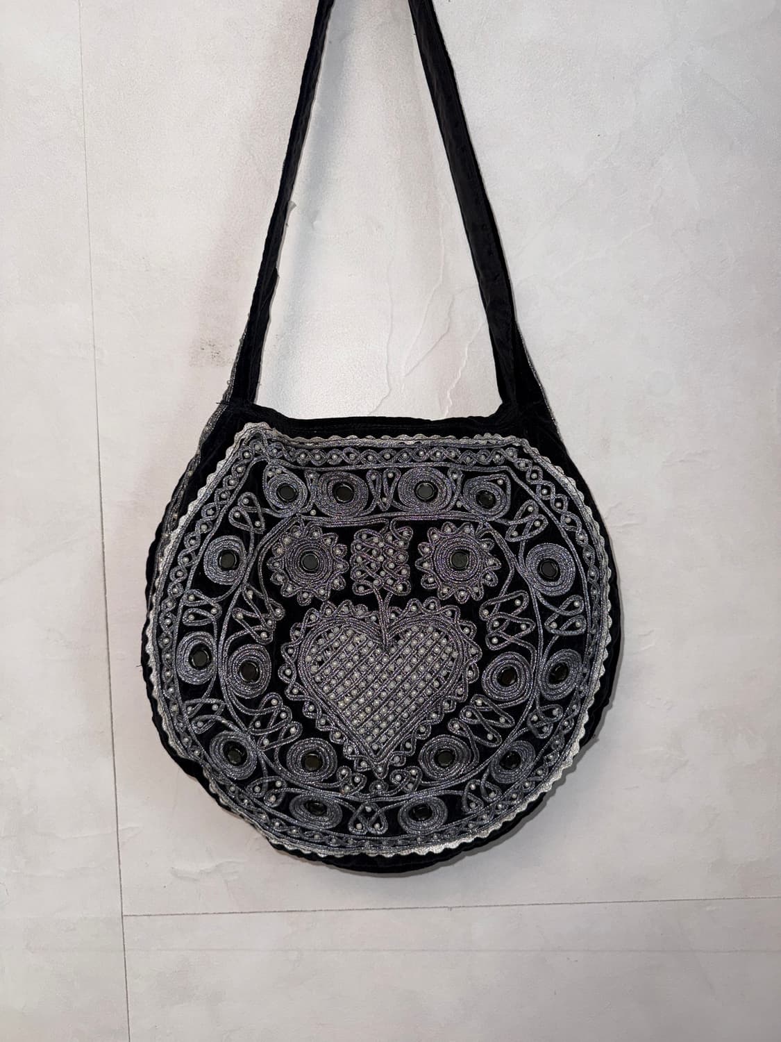 Black ethnic heart diamond beads bag 상품이미지2