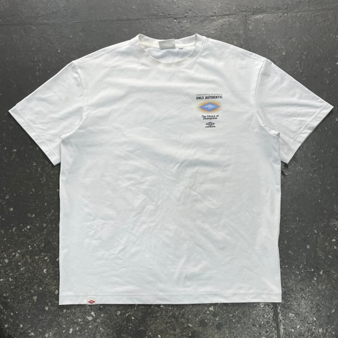 105 엄브로 반팔 상품이미지1