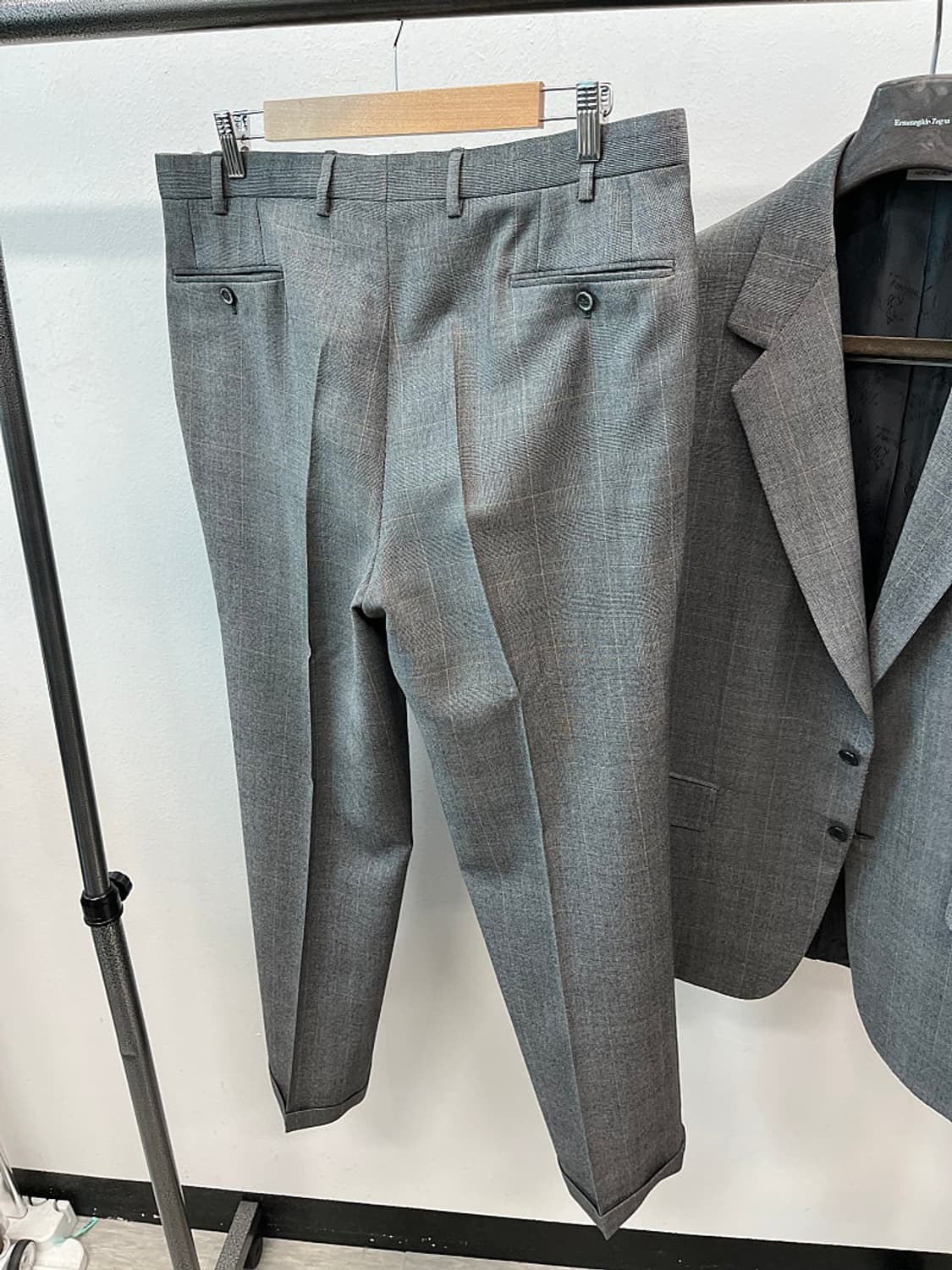 105,36) 브리오니 클래식 셋업슈트  상품이미지9