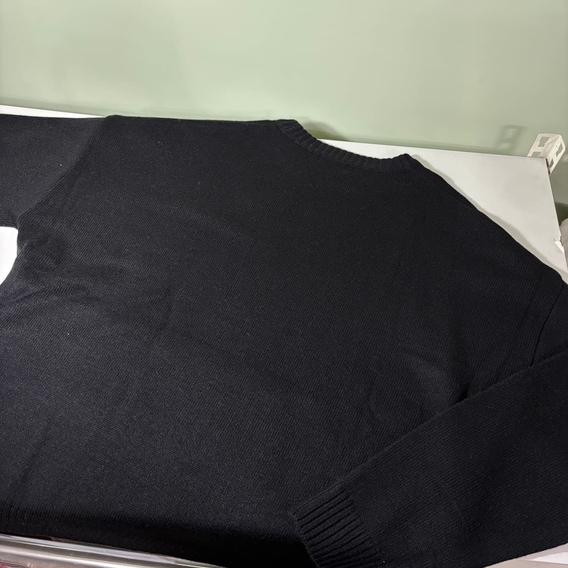 FREE 네스티킥 블랙 빅로고 오버핏 니트 상품이미지3