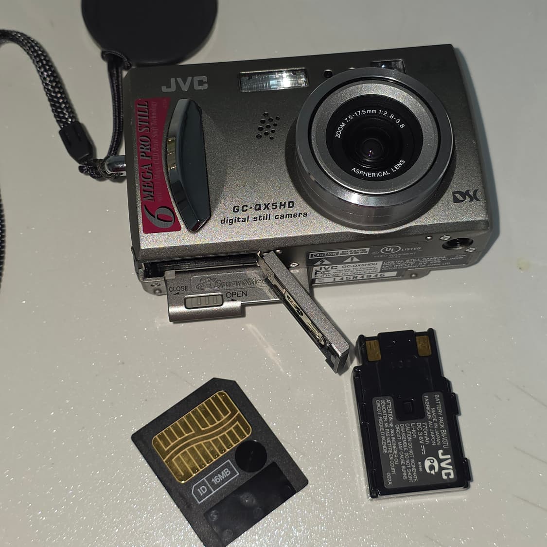 JVC GC-QX5HD 빈티지 디지털 카메라 (배터리+sd카드 상품이미지2