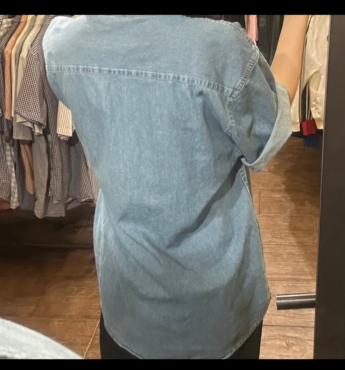 칼하트 데님 반팔 셔츠 상품이미지3