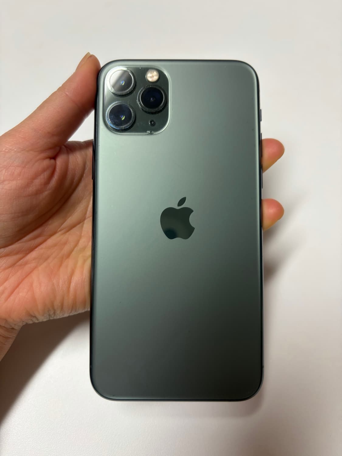 아이폰 11pro 미드나잇 그린 상품이미지6