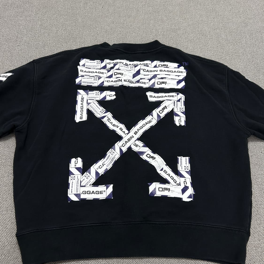 오프화이트 에어포트 애로우 맨투맨(L) 상품이미지5