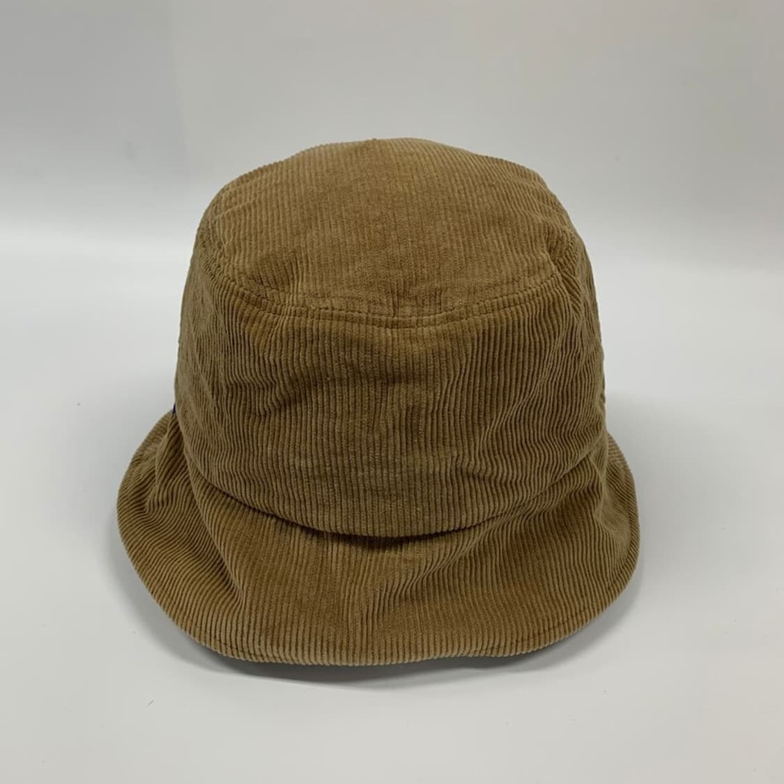 엄브로 코듀로이 로고 버킷햇 베이지  상품이미지4