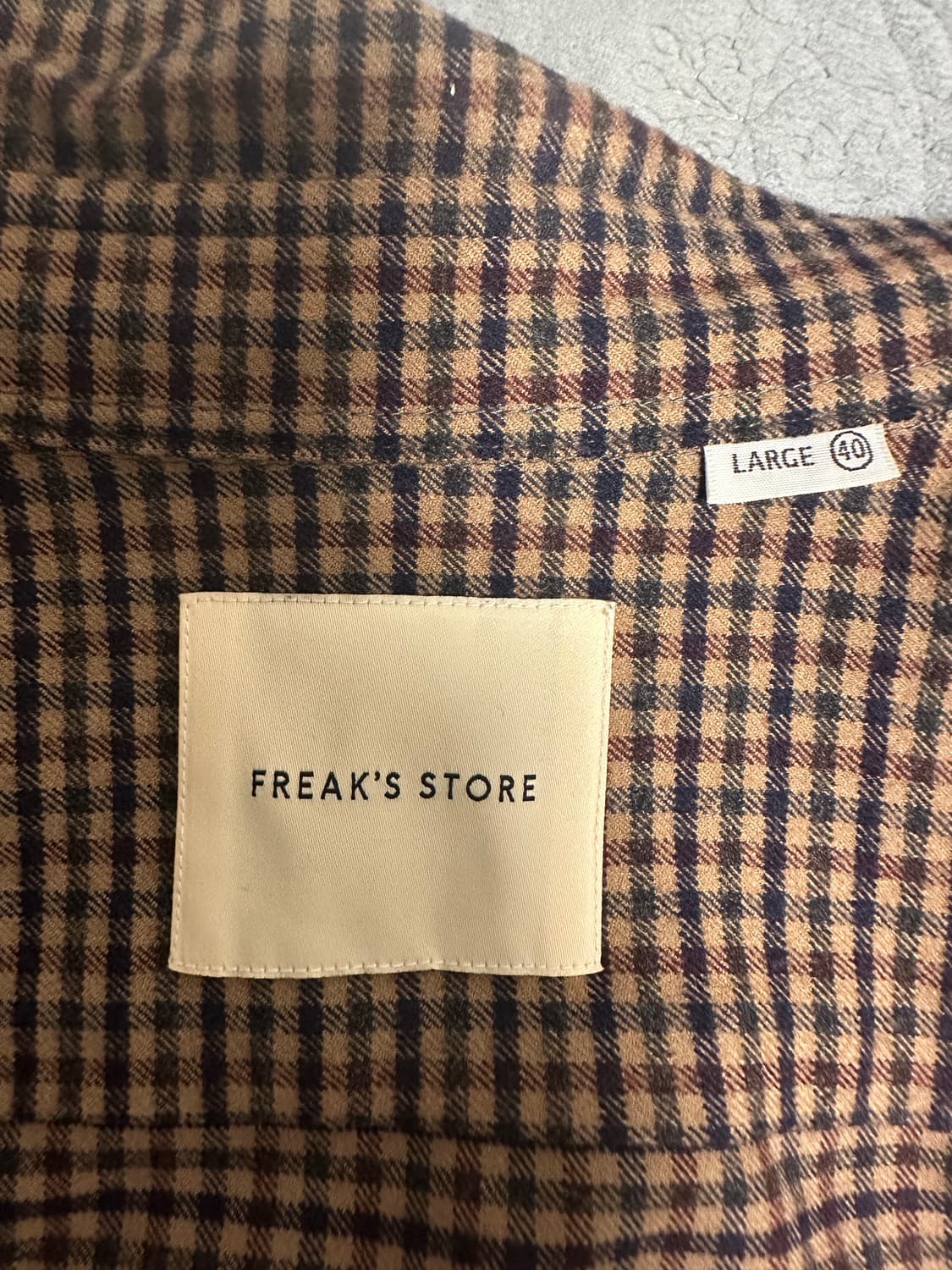 프릭스 스토어 셔츠 상품이미지3