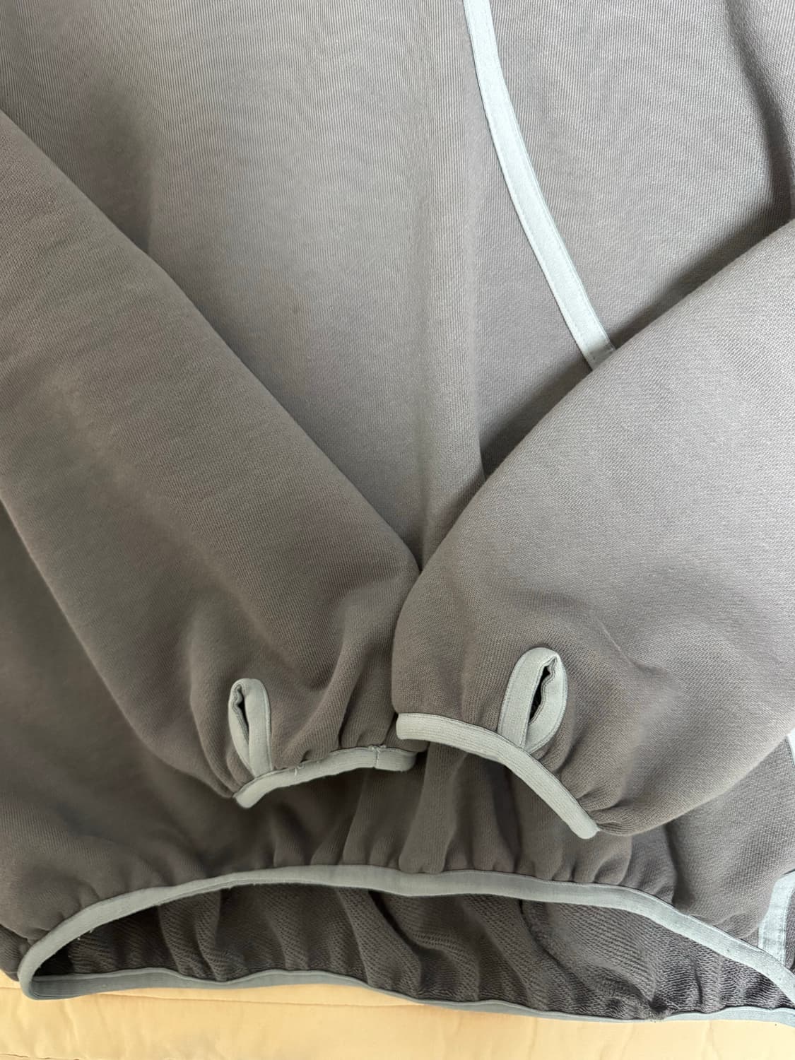 산산기어 테이프드 후디 애쉬 차콜 상품이미지3