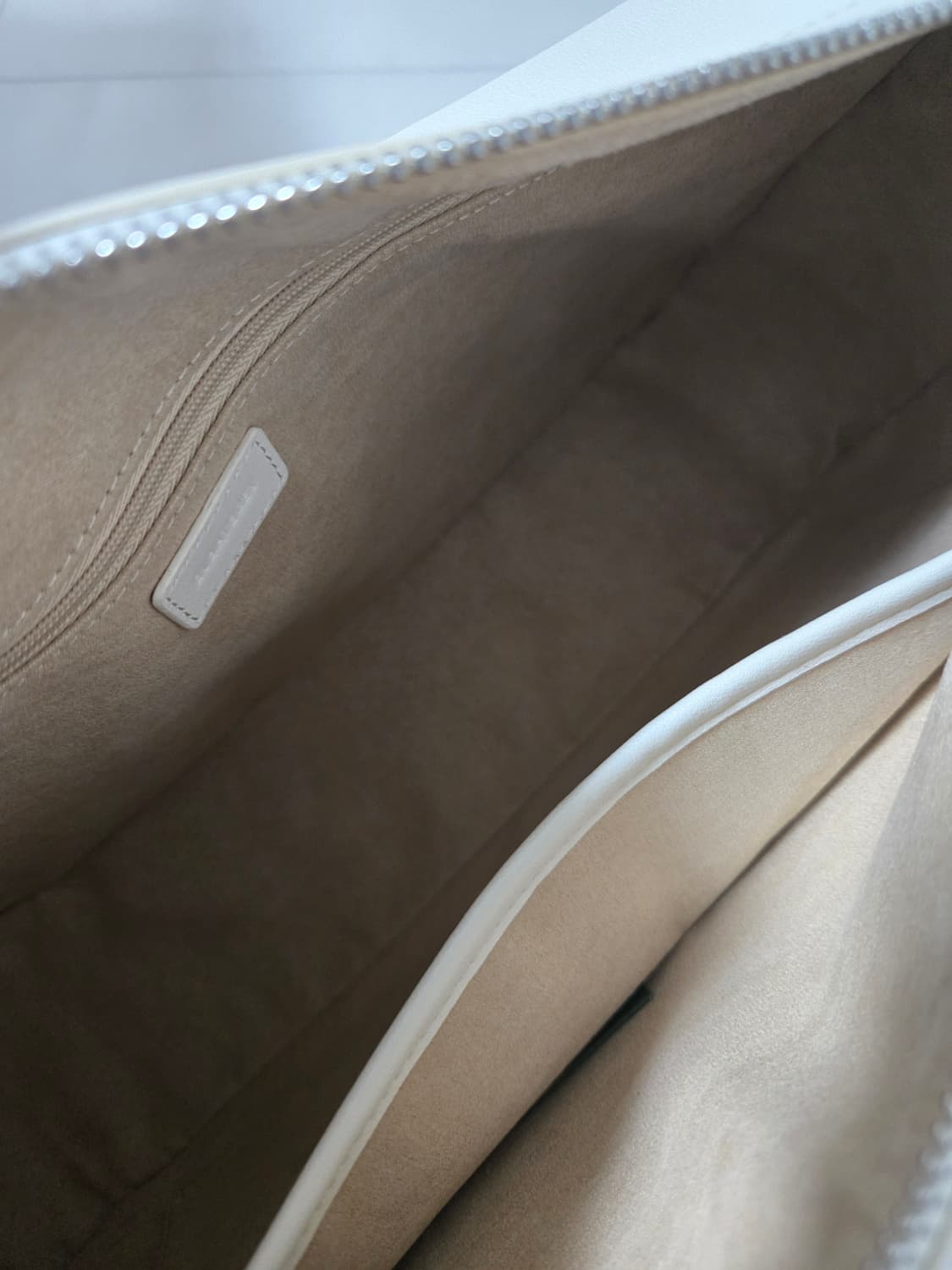 엘바테게브 그레이스백 화이트 상품이미지10