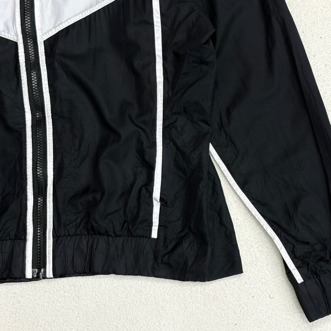 NIKE 스포츠웨어 윈드러너 자켓 M 상품이미지2