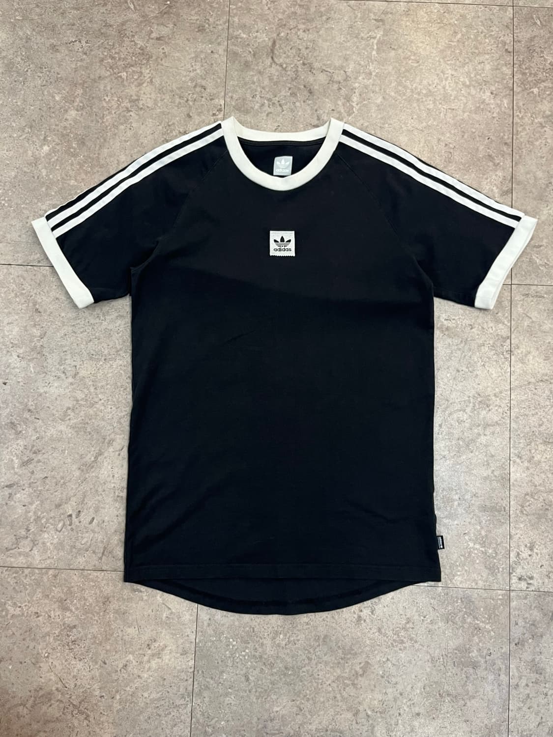 아디다스 반팔티 블랙 M #csz4110 상품이미지4