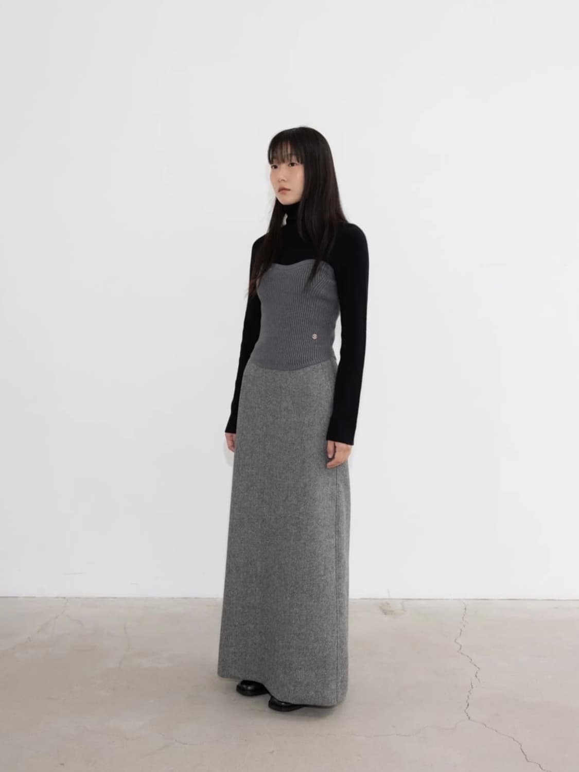 레이스 RRACE 케이블 라인 니트 뷔스티에 차콜 상품이미지4