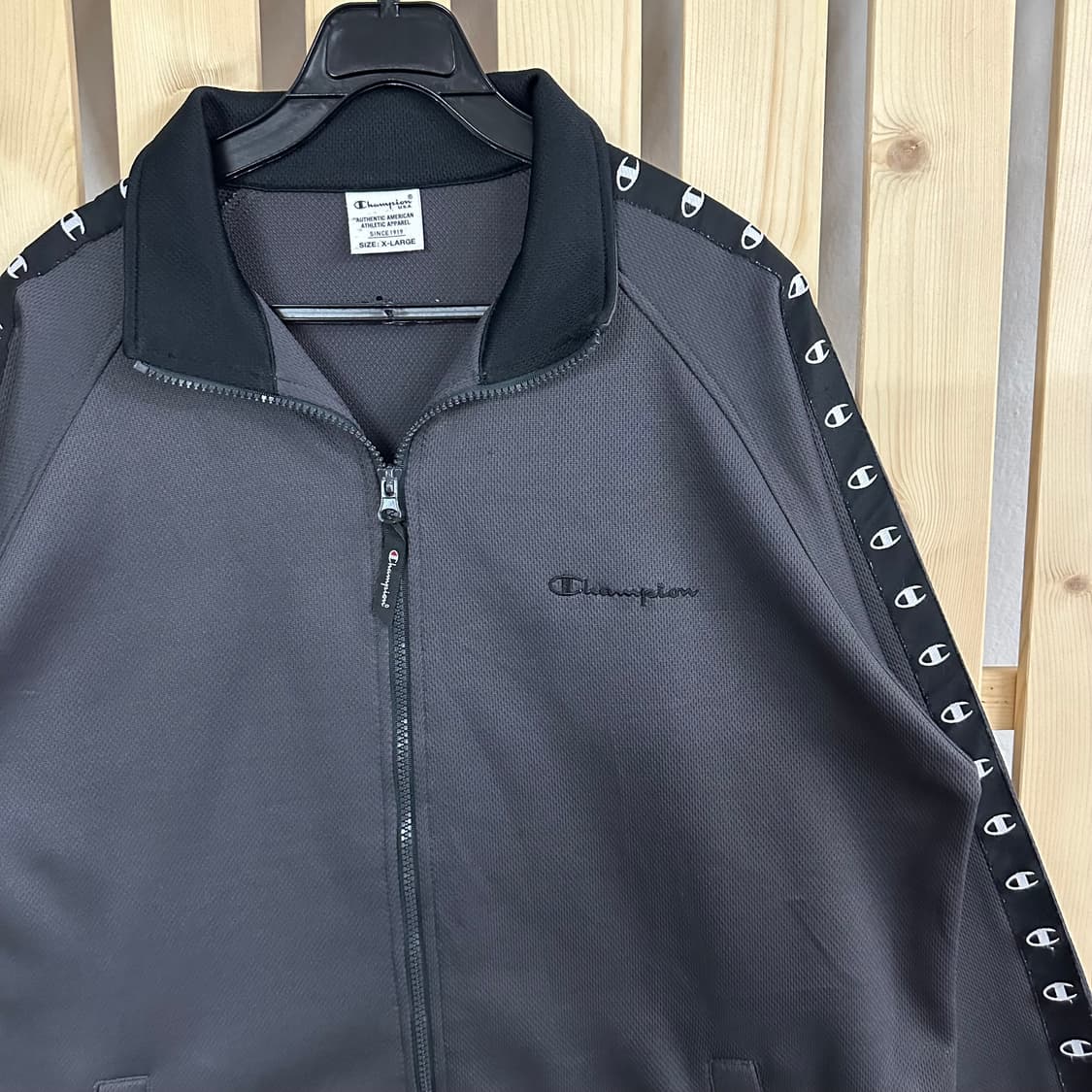 (XL) 챔피온 사이드로고 그레이 져지 트랙탑 상품이미지3