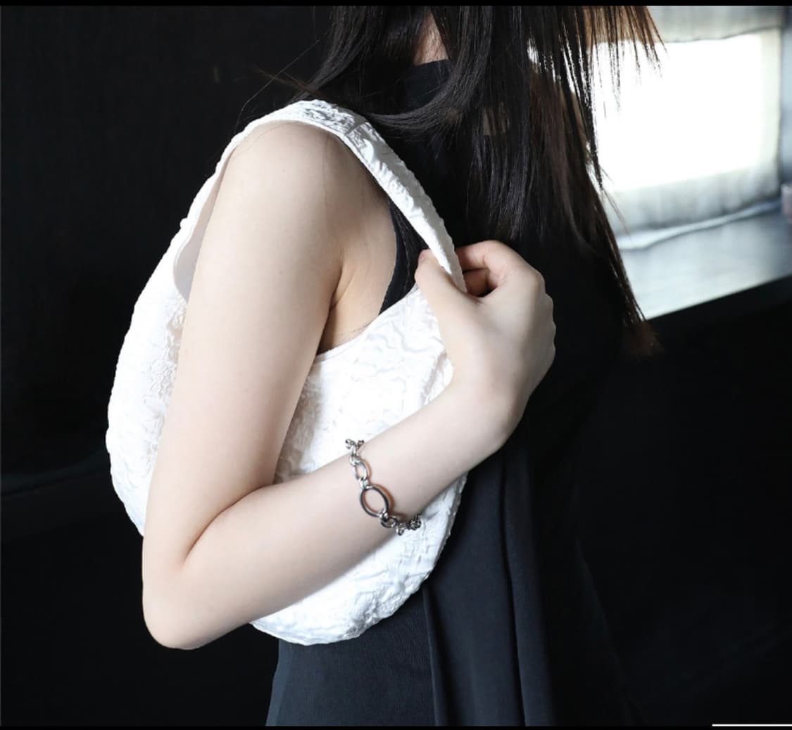 [새상품] 피시아 Egg Mini Bag(Ivory) 상품이미지1