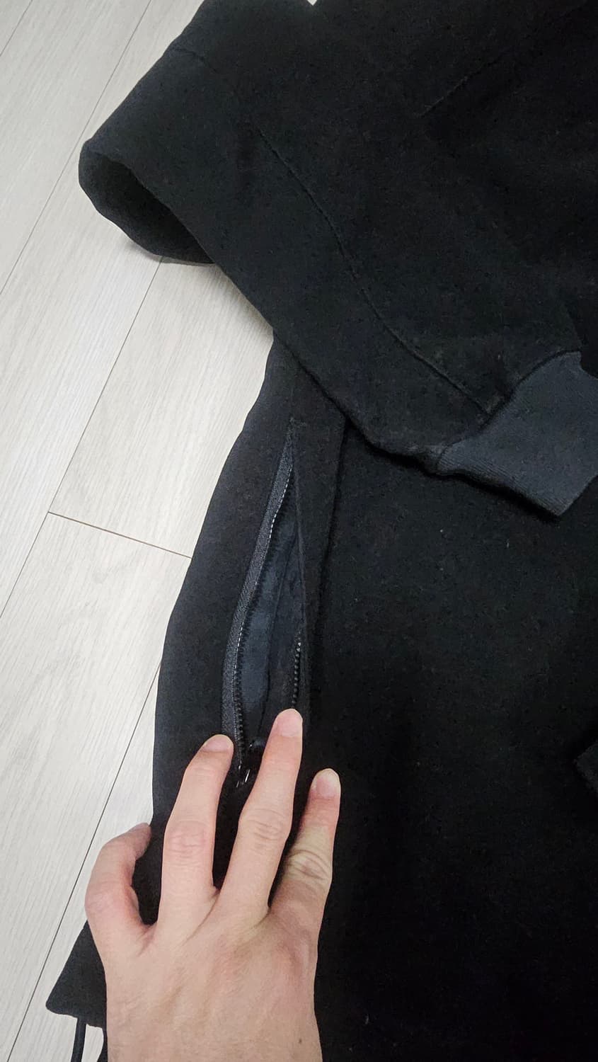 스톤아일랜드 고스트피스 투포켓 맨투맨 블랙 S 상품이미지3