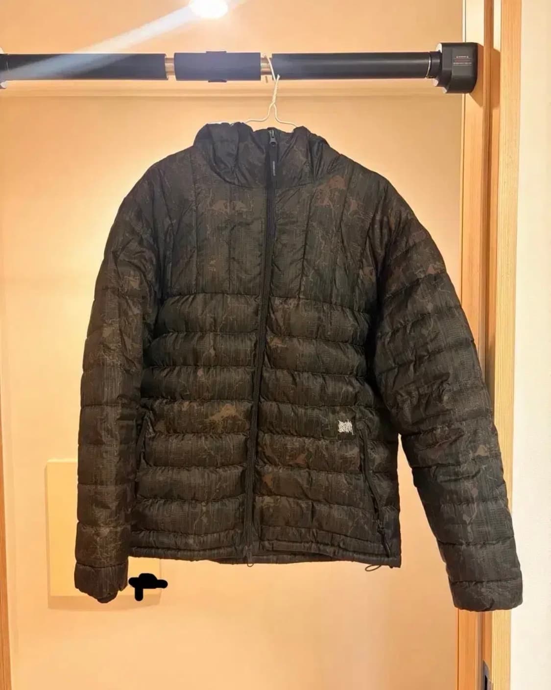 브라운브레스 경량패딩 카키 m사이즈 판매합니다 상품이미지1