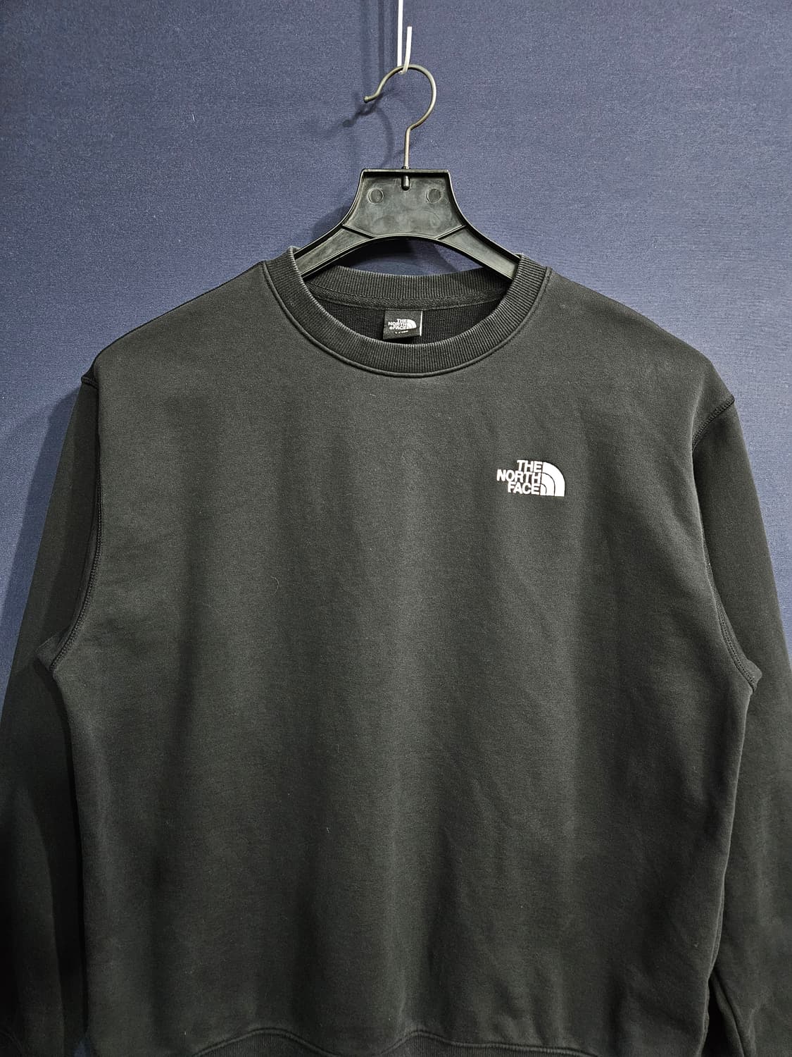 노스페이스 블랙 남성 세미오버핏 100 맨투맨  상품이미지7