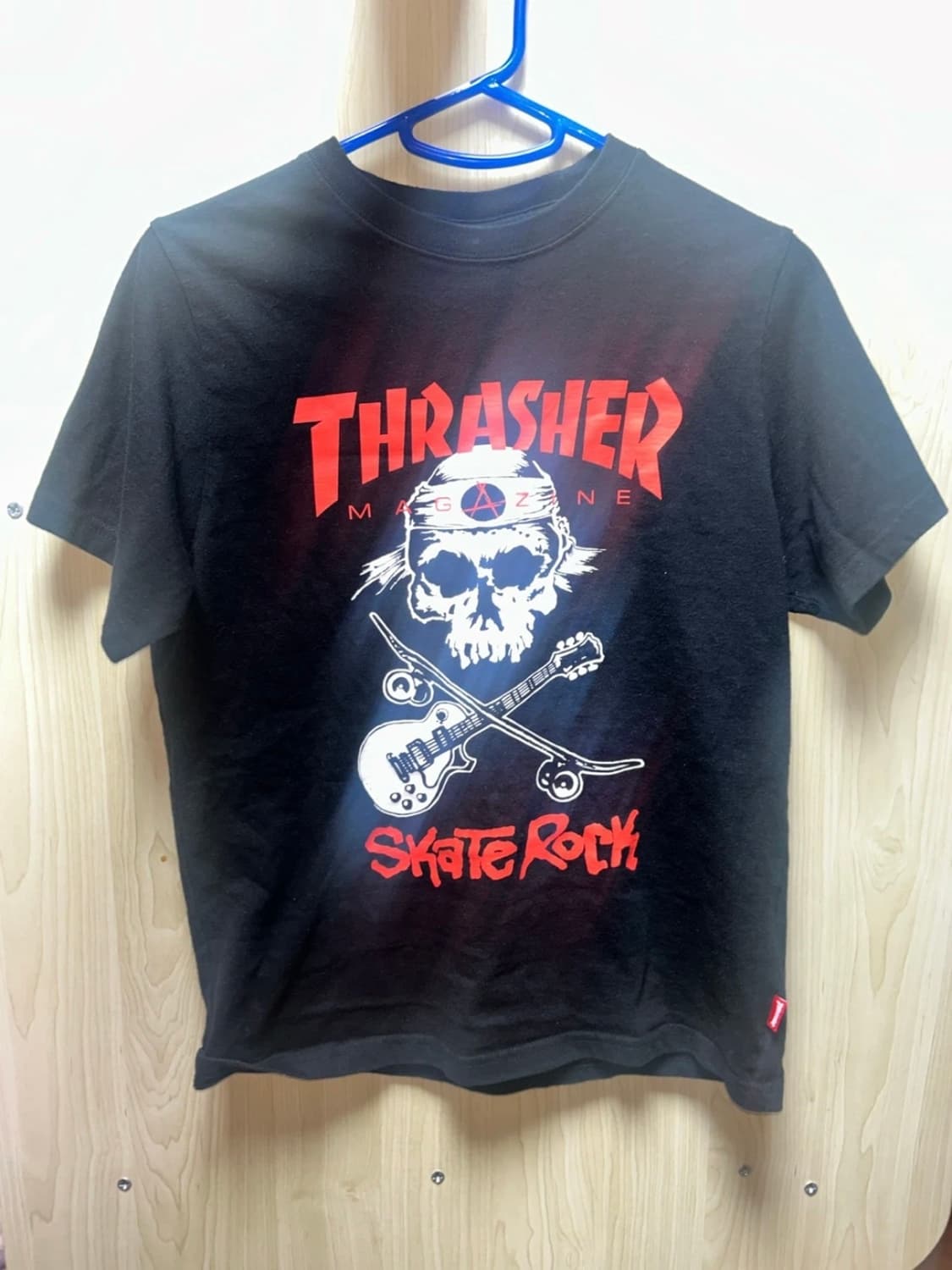 트레셔 스케이트락 스컬 반팔티 블랙 thrasher 상품이미지1