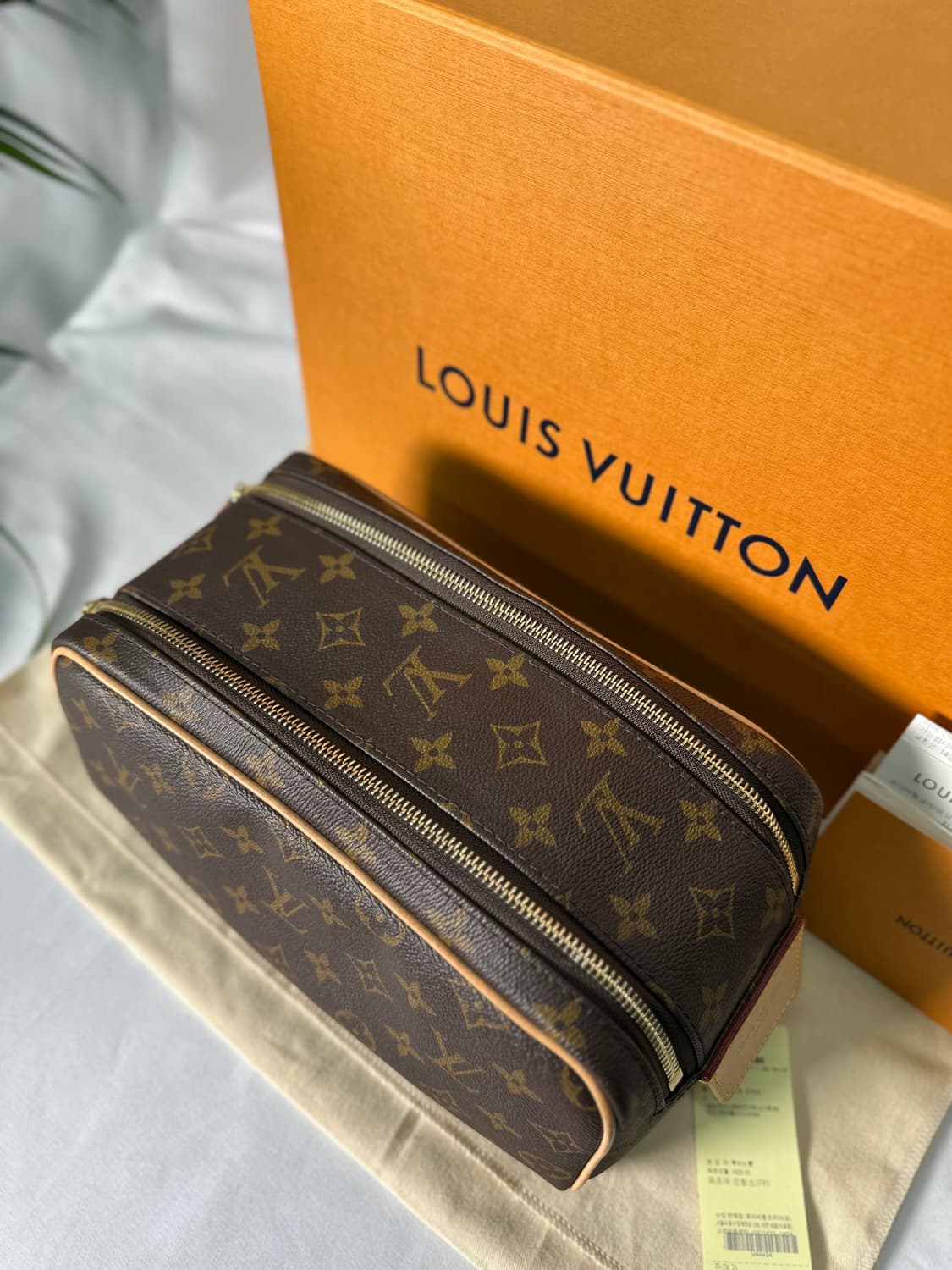 루이비통 모노그램 돕키트 파우치 상품이미지6