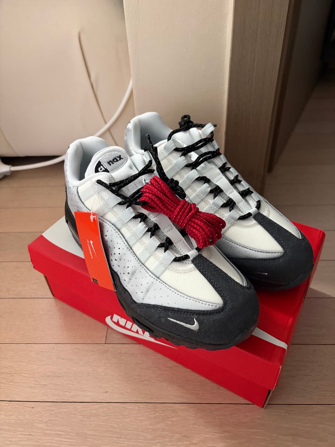 에어맥스95 성수 새상품 265사이즈 상품이미지1