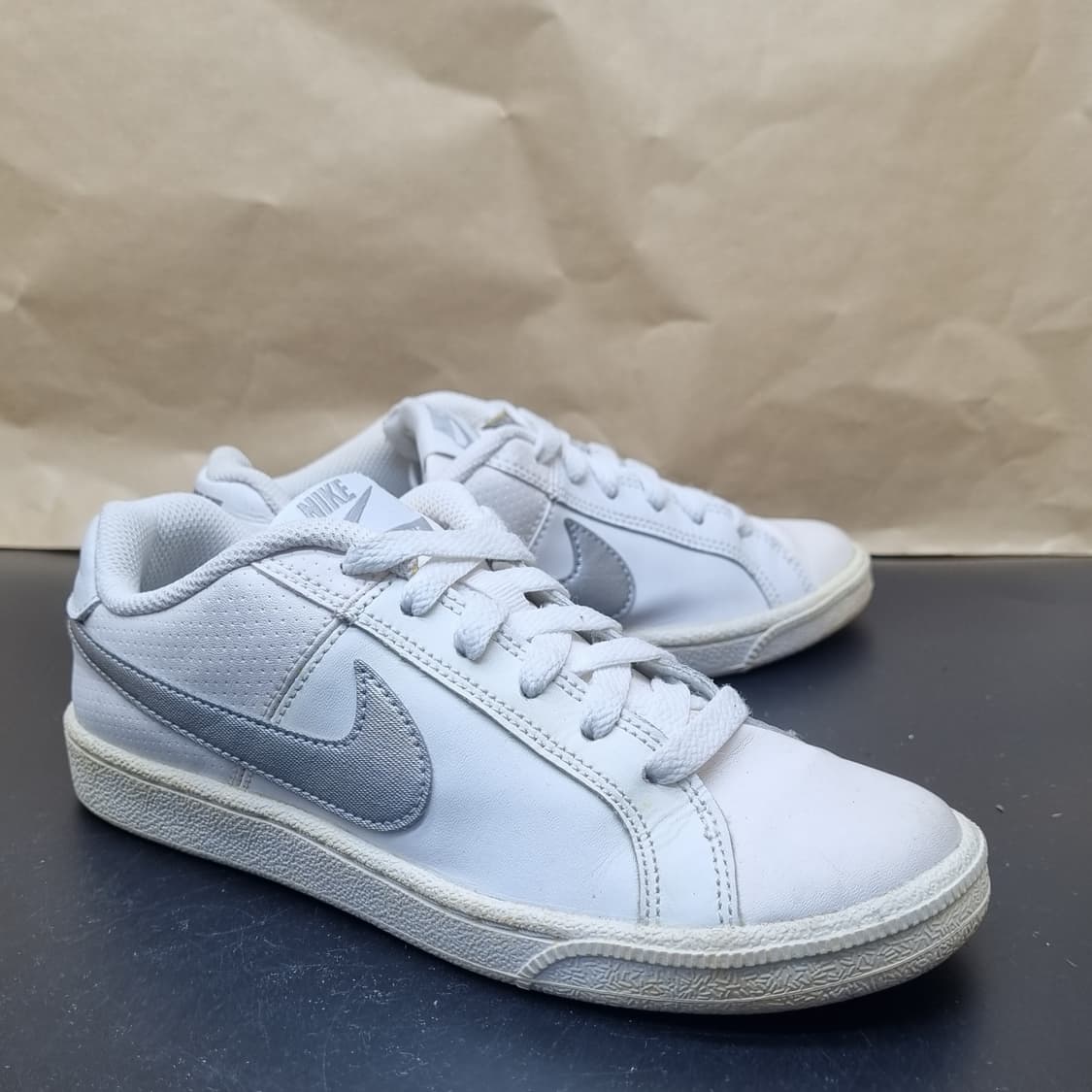 나이키 코트 로얄 스니커즈 220 상품이미지1