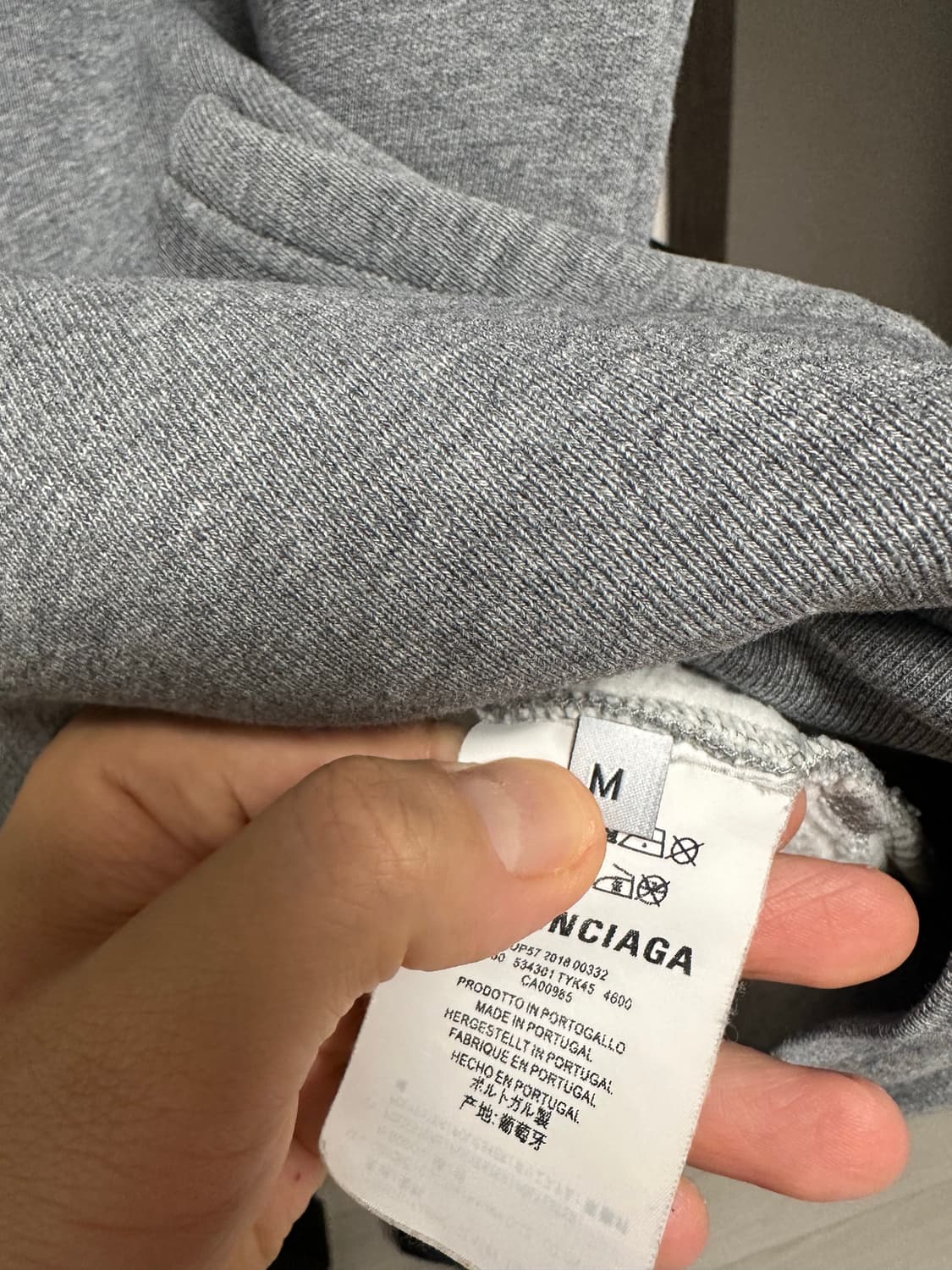 정품 발렌시아가 월계수 후드 그레이 티셔츠 판매합니다 상품이미지4