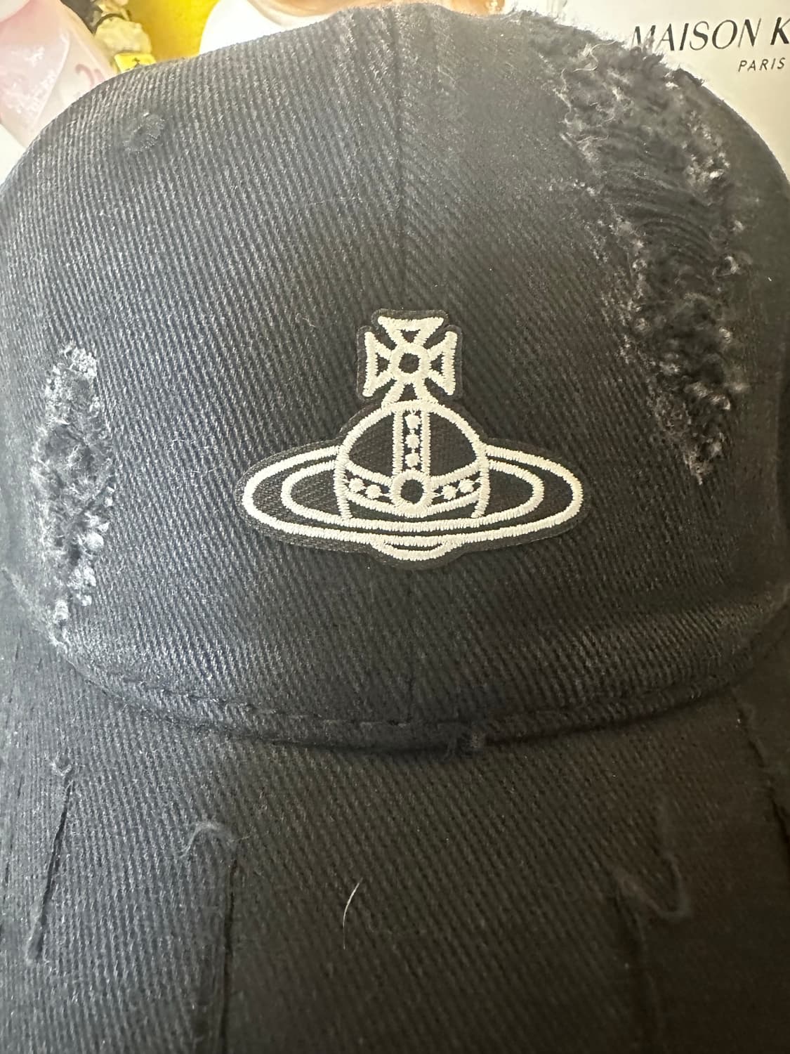 비비안웨스트우드 블랙 데미지 볼캡 상품이미지2