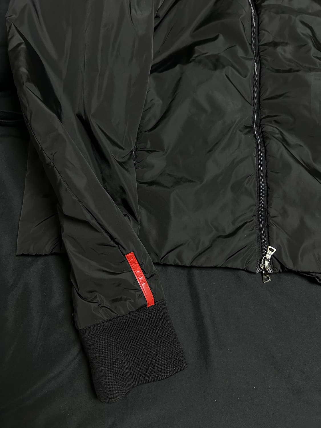 프라다스포츠 하이넥 경량 패딩 L 상품이미지6