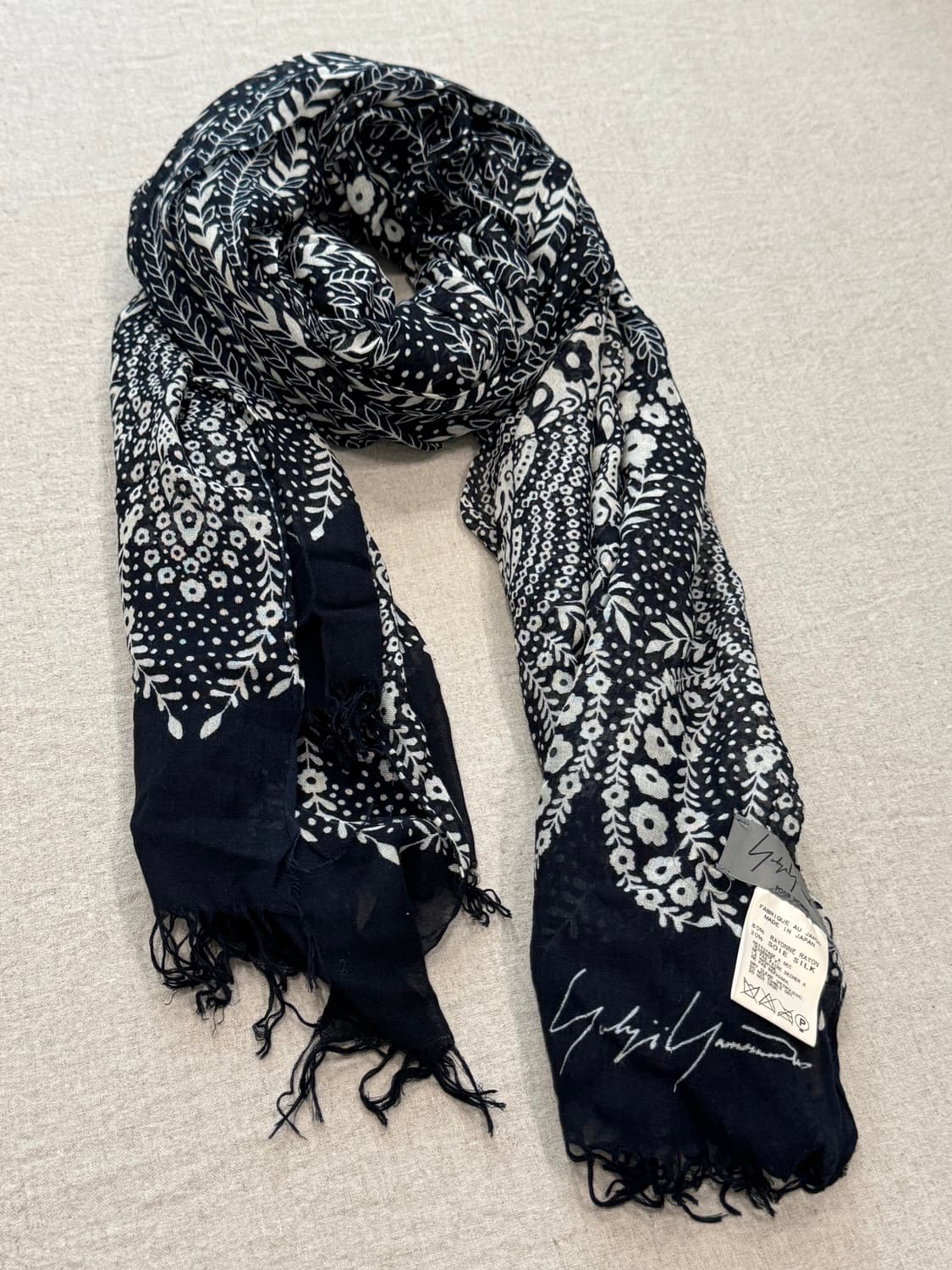 요지야마모토 뿌르옴므 레이온 실크 머플러 상품이미지2