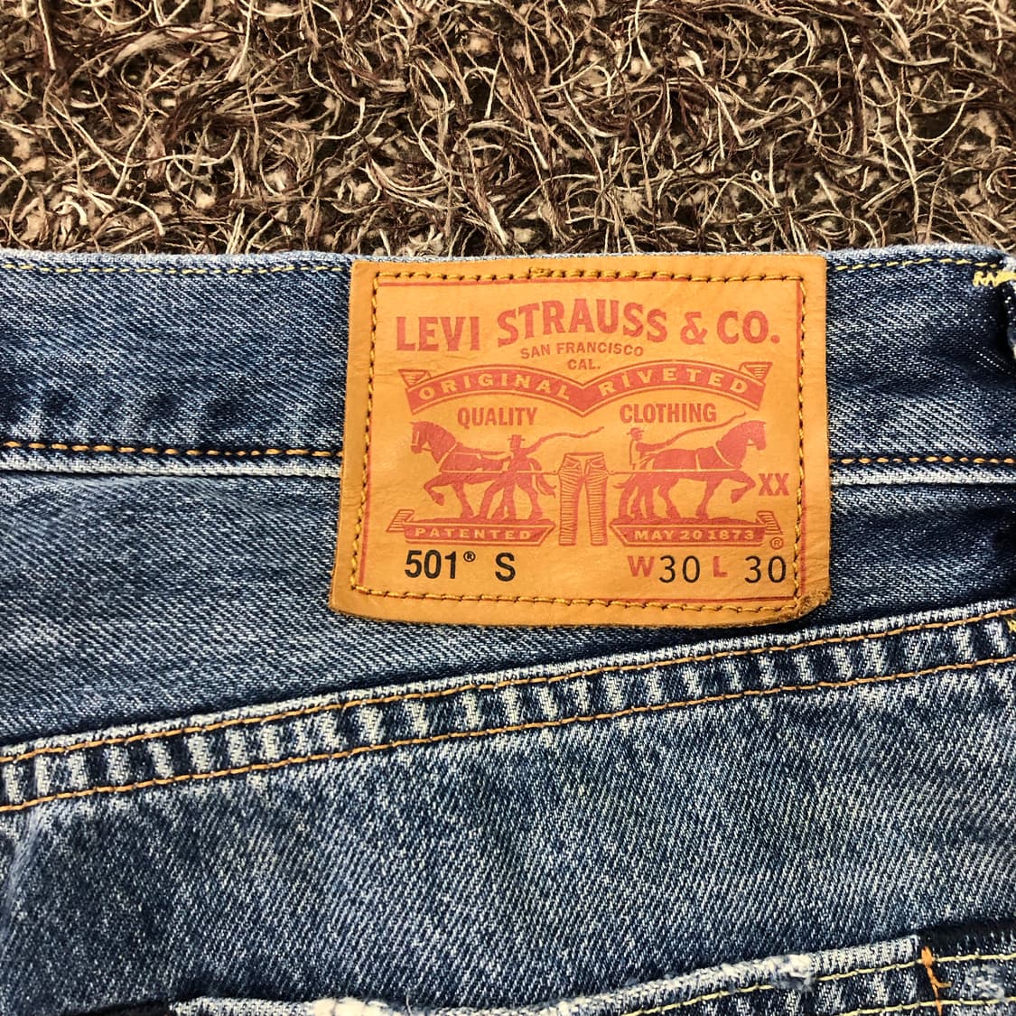 30 리바이스 501 패치워크 워싱 데님 팬츠 상품이미지4