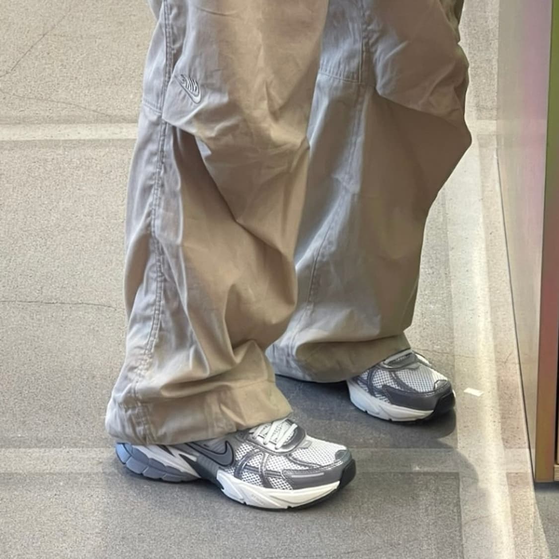 나이키 V2K 런 실버  상품이미지8