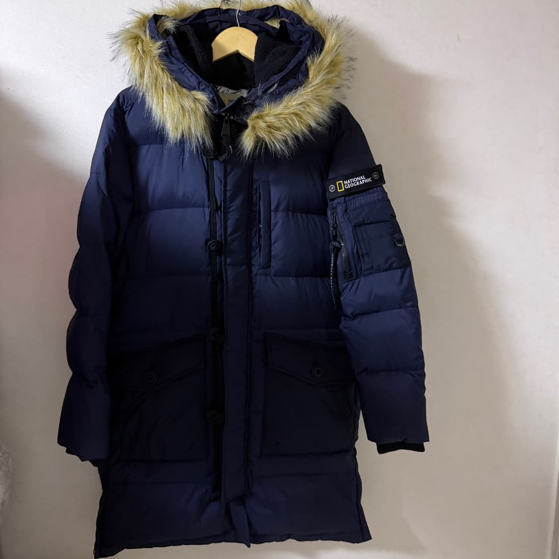 내셔널지오그래픽 밤버스  구스 네이비 95 (100정도) 상품이미지10