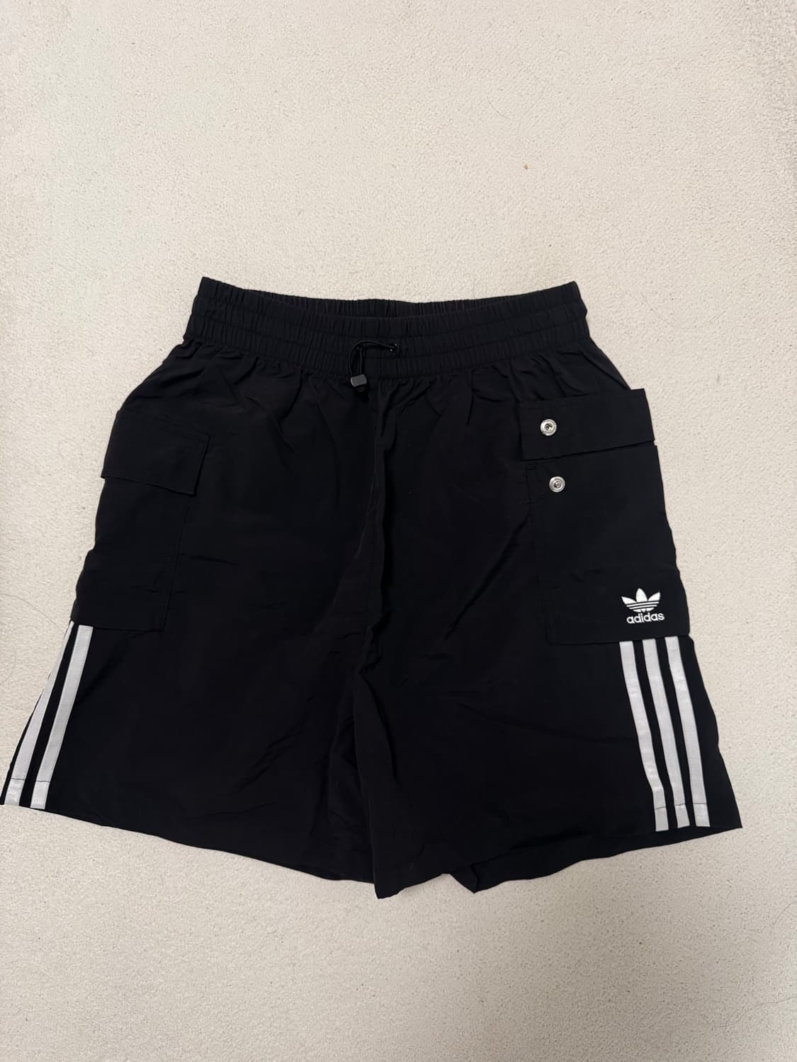 아디다스 여성 카고 반바지 M 블랙 상품이미지1