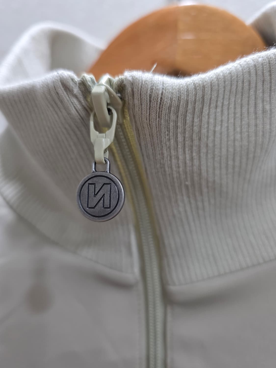 공용)9090 N 로고 심플 트랙 자켓 아이보리 L 상품이미지6