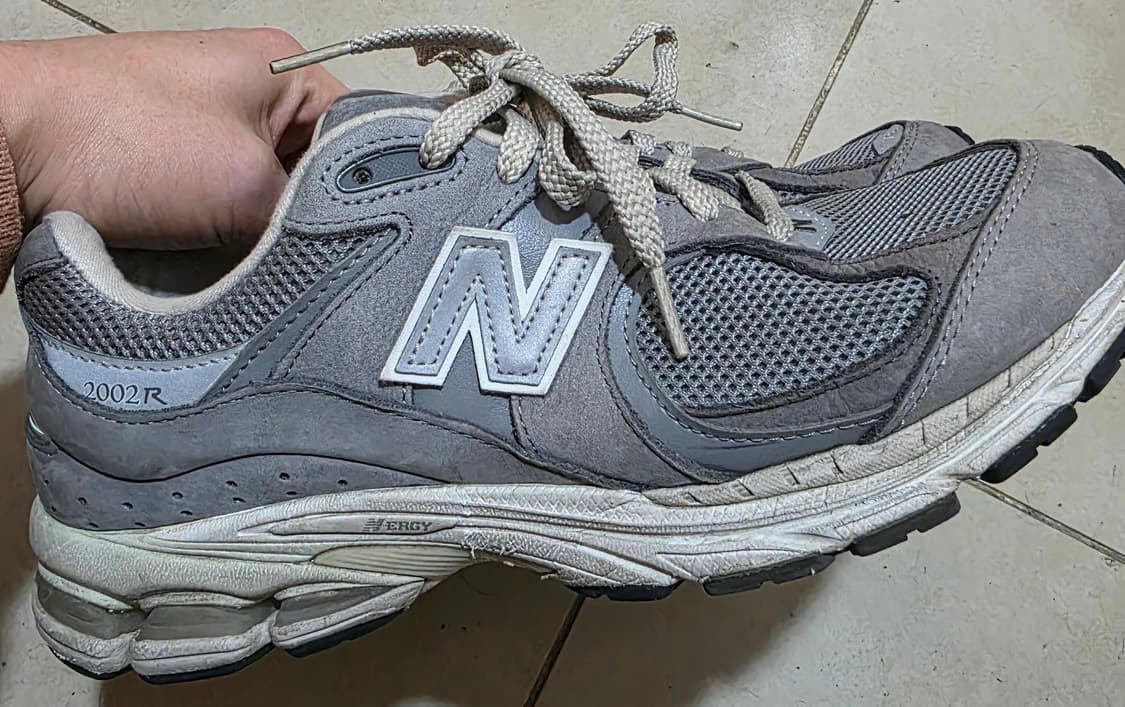 뉴발란스 2002R 프리미엄 빈티지 그레이 270  상품이미지1