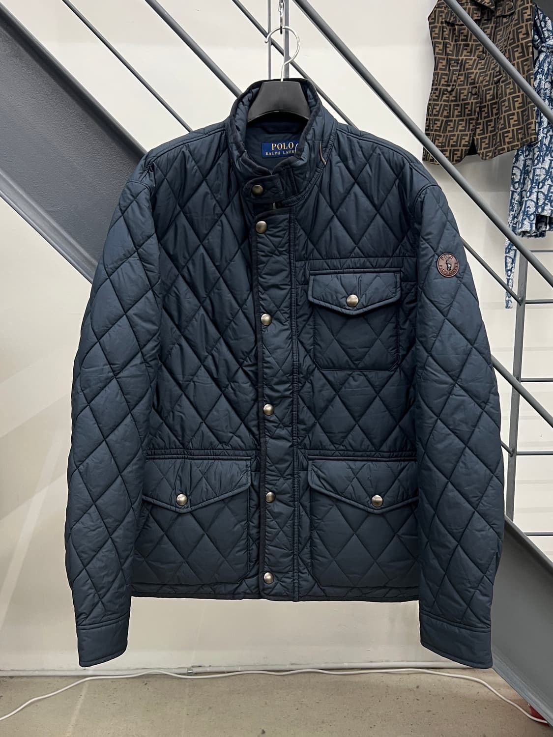 폴로 랄프로렌 23FW 네이비 퀼팅 자켓 상품이미지1