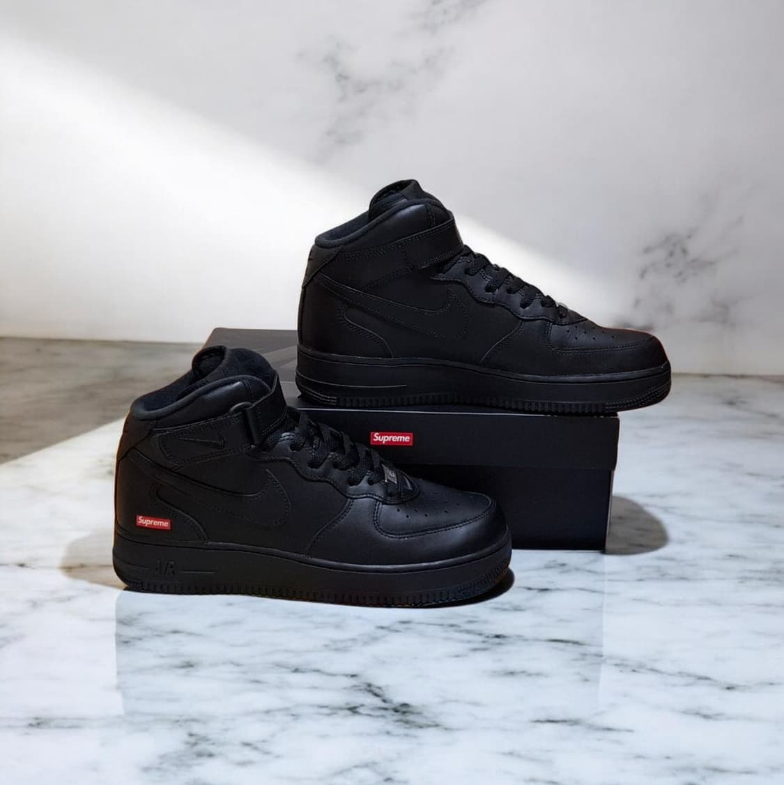 나이키 슈프림 에어포스 미드 블랙 270 상품이미지1