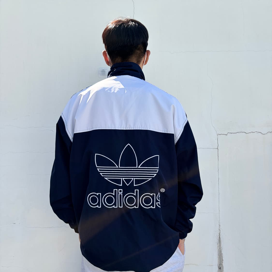 2XL) 스페인아디다스 올드스쿨 백 빅트레포일 네이비 화이트 삼선 오버핏 상품이미지3