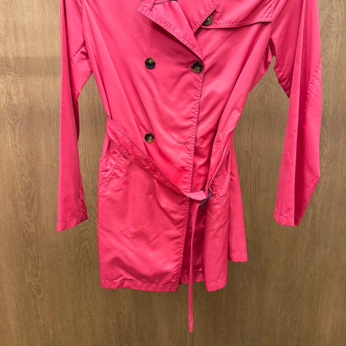 버버리 트렌치 코트 더블 브레스티드 벨트 스트랩 디테일 슬림핏 핑크 상품이미지5