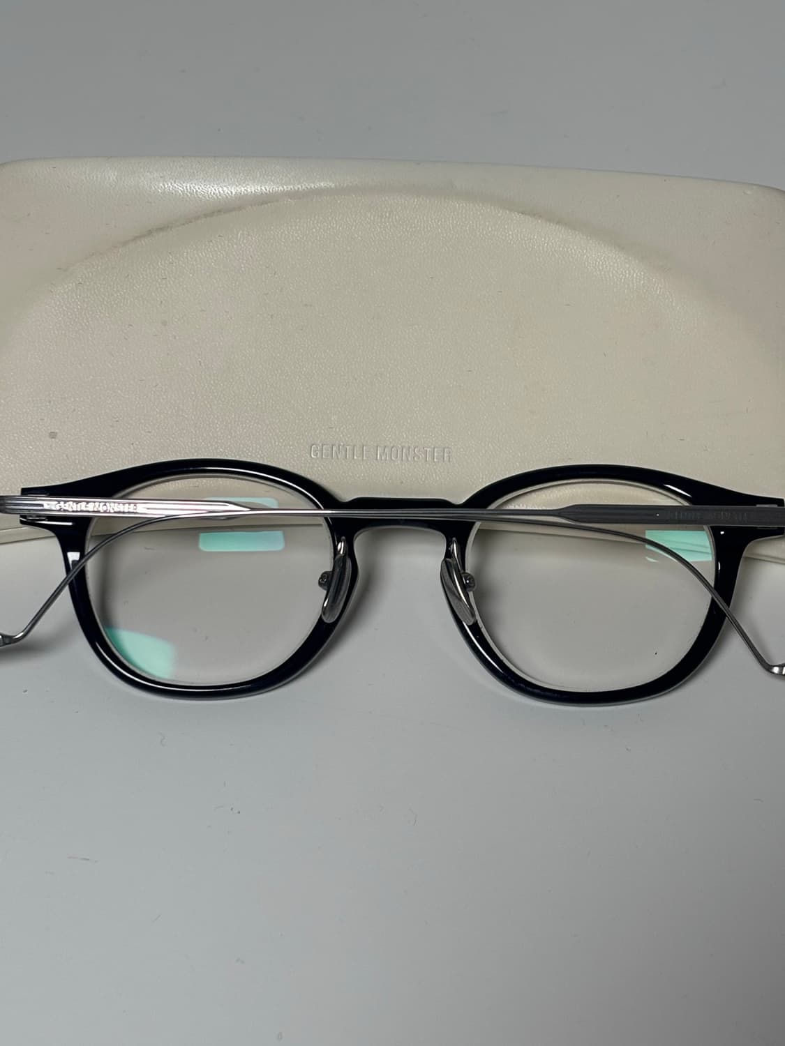 젠틀몬스터 에디 01 상품이미지3